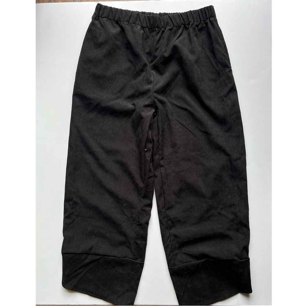 Misslook Black Lightweight Corduroy Cropped Pants Size 2XL